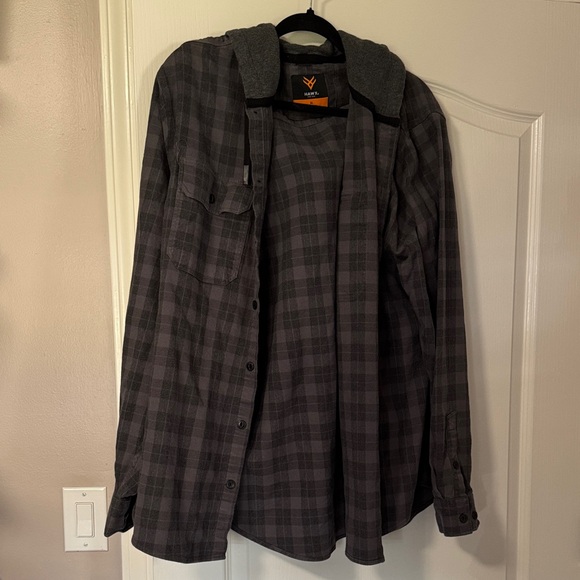 Hawk Men's Gray Plaid Flanel Hoodie - Picture 1 of 3